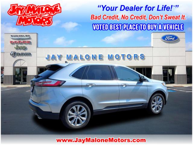 2022 Ford Edge Titanium - Photo 2