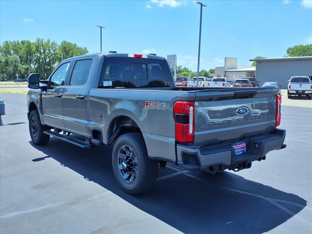 2025 Ford F-350 Super Duty XL - Photo 3