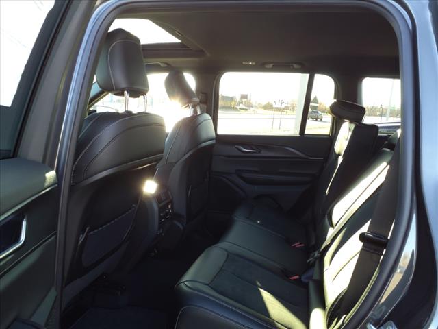 2025 Jeep Grand Cherokee Altitude X - Photo 6