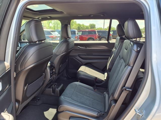 2025 Jeep Grand Cherokee L Altitude X - Photo 6
