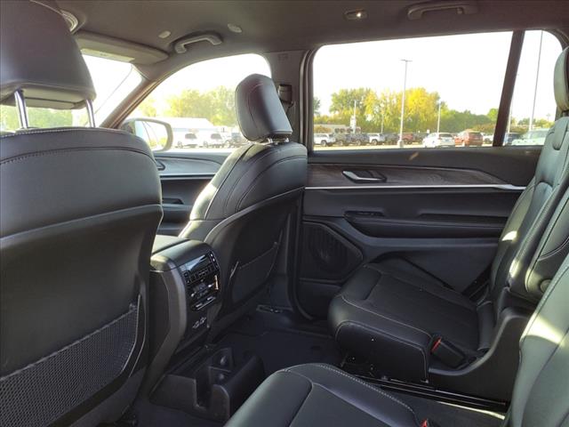 2025 Jeep Grand Cherokee L Limited - Photo 6