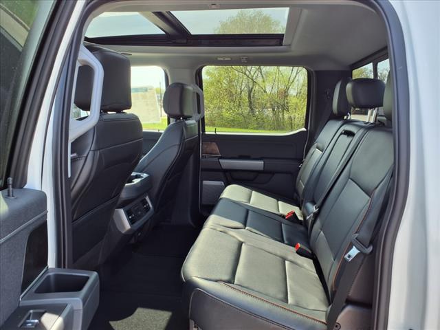 2025 Ford F-250 Super Duty Lariat - Photo 6