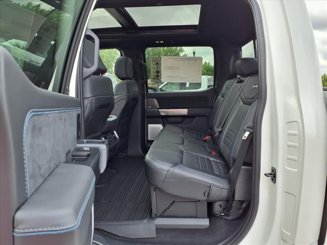 2025 Ford F-150 Platinum - Photo 6