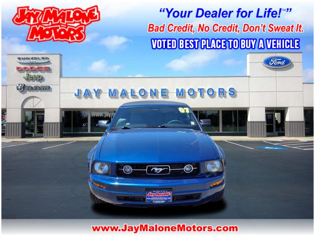 2007 Ford Mustang V6 Deluxe - Photo 7