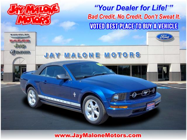 2007 Ford Mustang V6 Deluxe - Photo 8