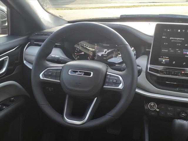 2025 Jeep Compass Limited - Photo 9