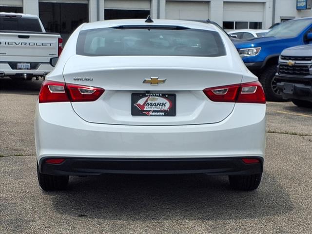 2022 Chevrolet Malibu LS
