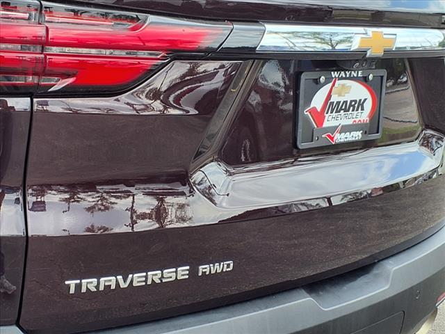 2022 Chevrolet Traverse LT Leather