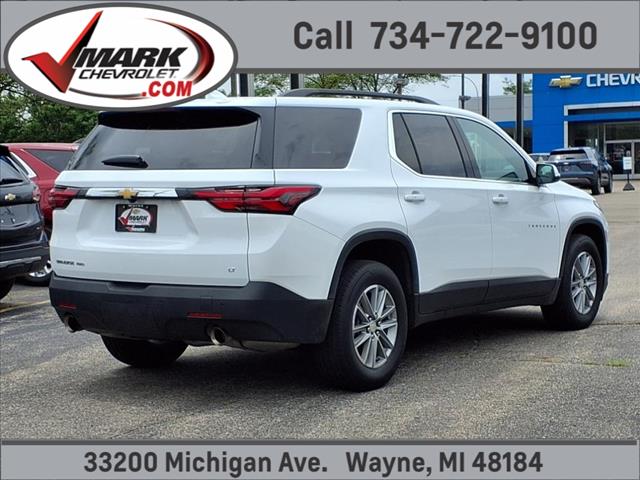 2022 Chevrolet Traverse LT Cloth