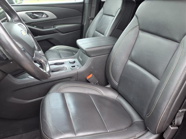 2022 Chevrolet Traverse LT Leather