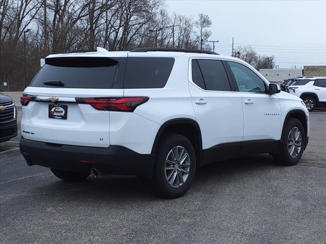2022 Chevrolet Traverse LT Cloth