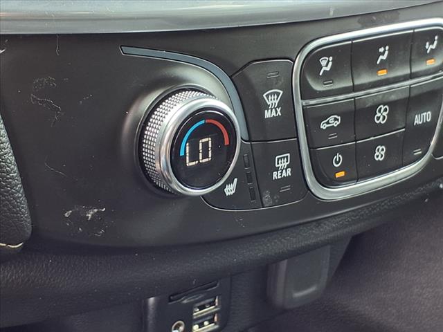 2022 Chevrolet Traverse LT Leather