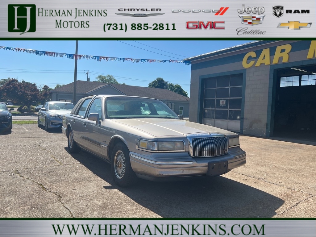 1995 Lincoln Town Car Signature