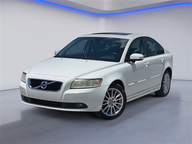 2011 Volvo S40