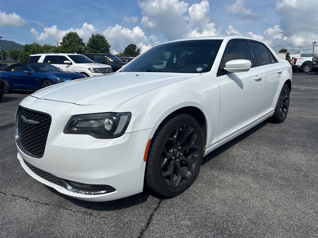 2019 Chrysler 300