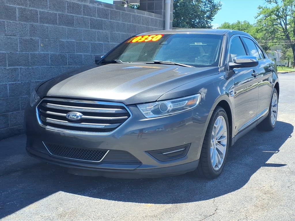 2017 Ford Taurus