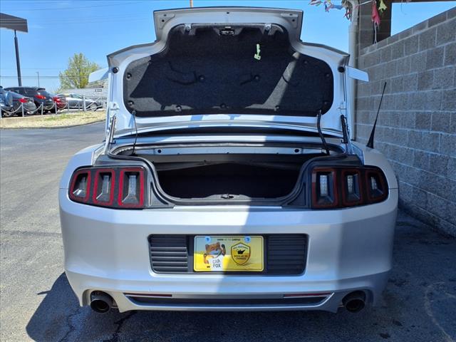 2014 Ford Mustang V6
