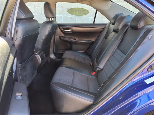 2016 Toyota Camry SE