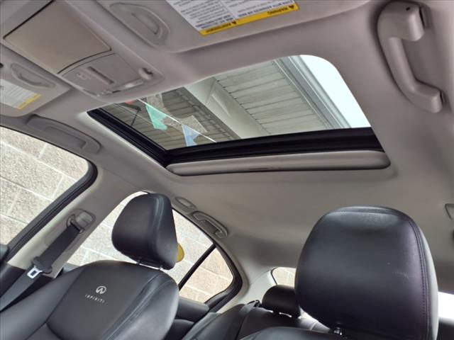 2014 INFINITI Q50 Base