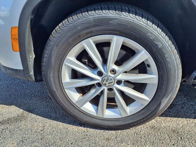 2018 Volkswagen Tiguan Limited 2.0T
