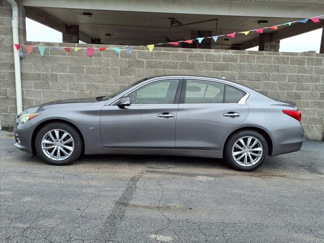2014 INFINITI Q50 Base