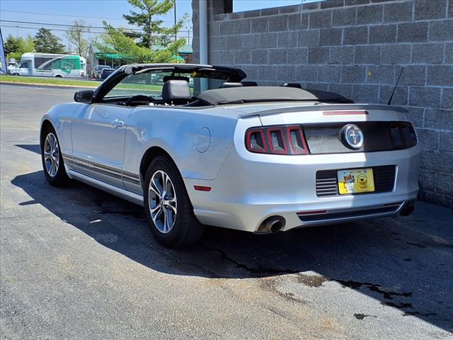 2014 Ford Mustang V6