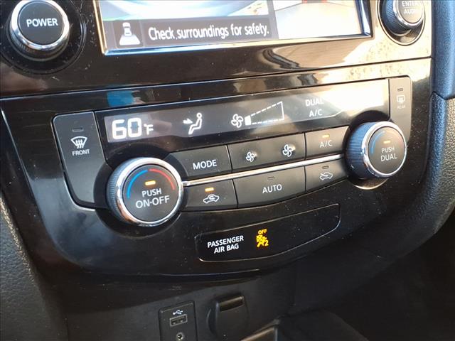 2017 Nissan Rogue SL