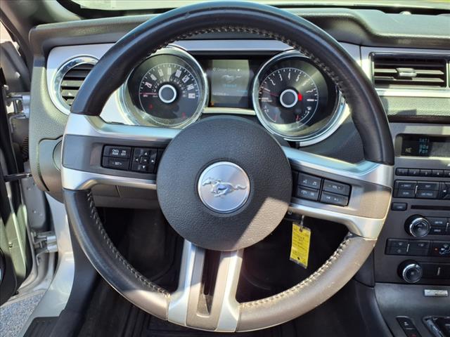2014 Ford Mustang V6