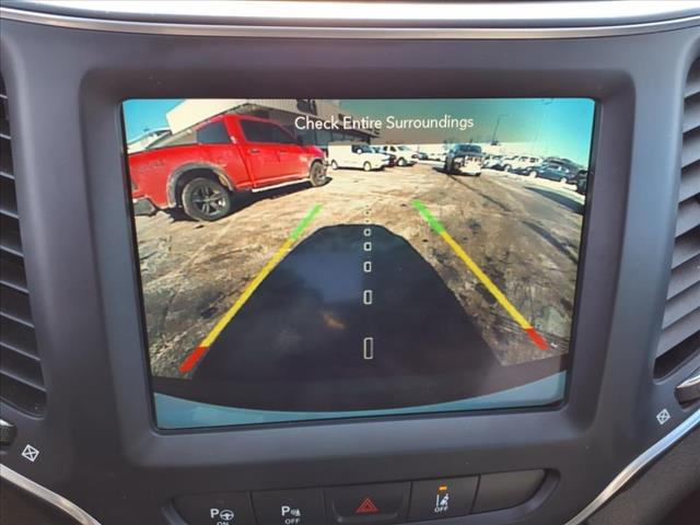 2023 Jeep Cherokee Altitude Lux