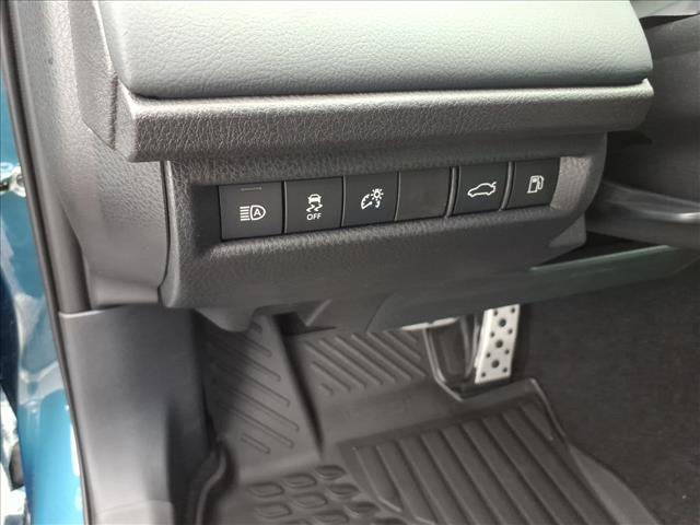 2026 Toyota Camry XSE - Photo 10