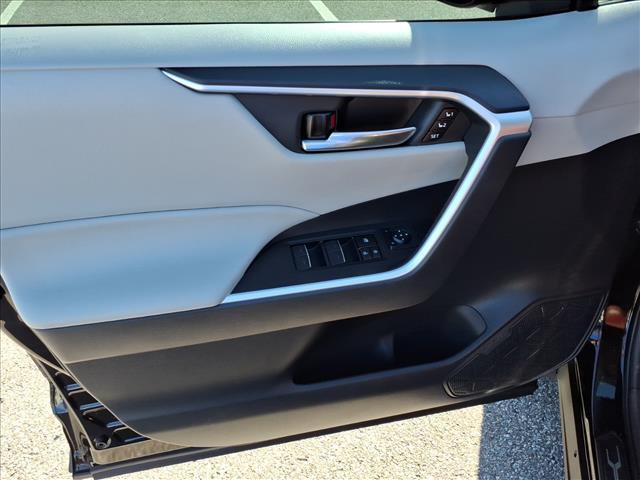 2023 Toyota RAV4 Hybrid XLE Premium - Photo 10