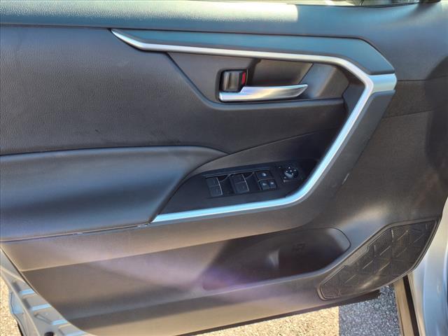 2024 Toyota RAV4 Hybrid XLE - Photo 10