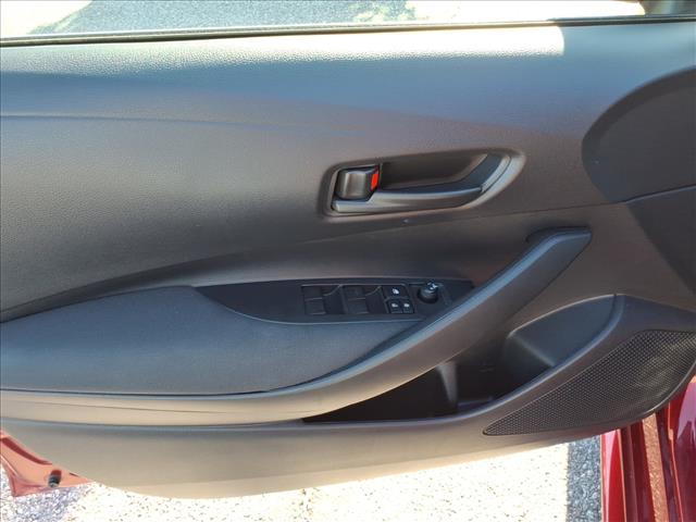 2022 Toyota Corolla LE - Photo 10