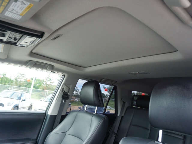 2016 Toyota 4Runner SR5 - Photo 10