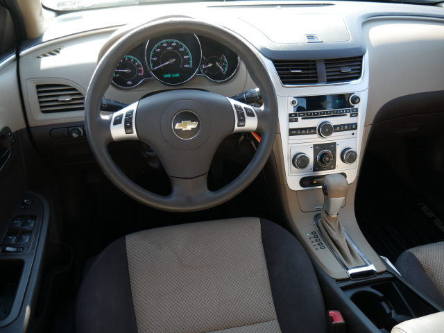 2012 Chevrolet Malibu LS - Photo 11