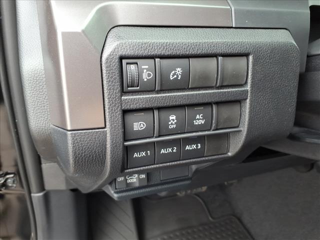 2025 Toyota Tacoma TRD Off-Road - Photo 11