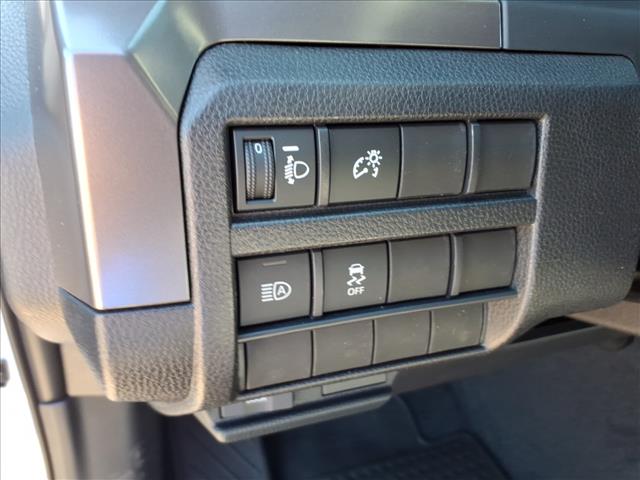 2025 Toyota Tacoma SR5 - Photo 11