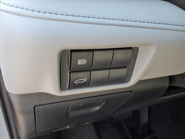 2023 Toyota Highlander Hybrid XLE - Photo 11