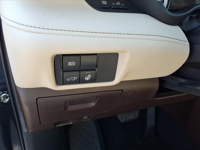 2022 Toyota Highlander Limited - Photo 11