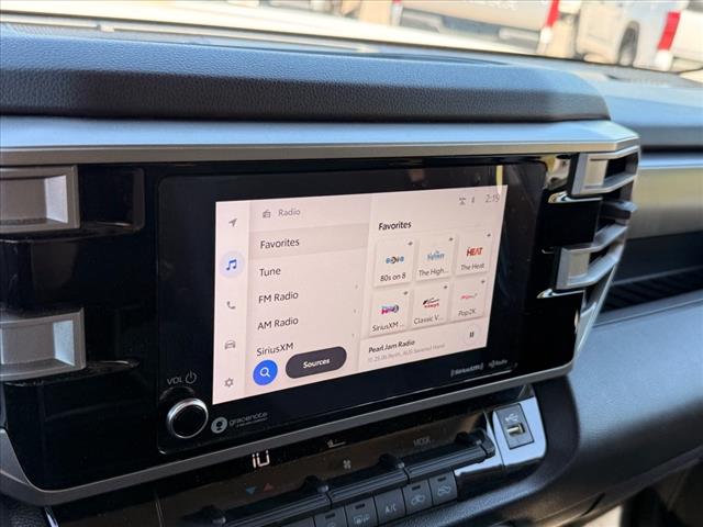 2025 Toyota Tundra SR5 - Photo 11