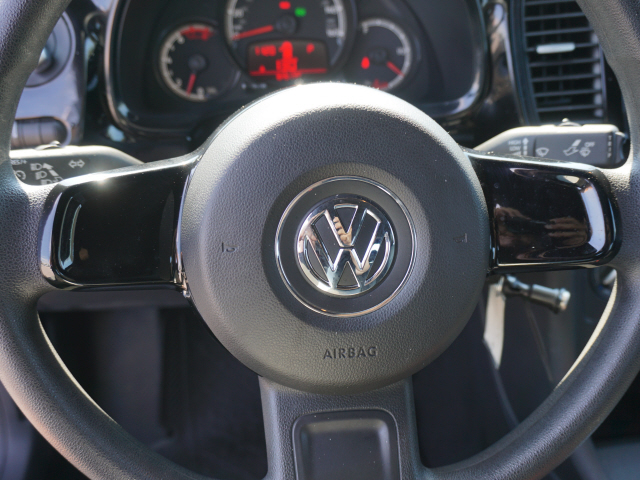 2017 Volkswagen Beetle 1.8T - Photo 12