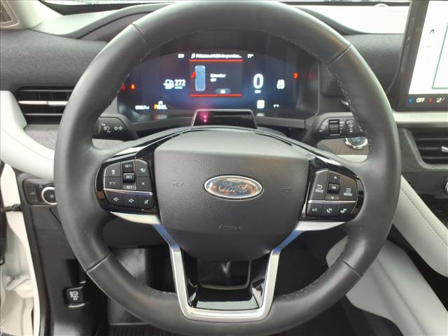 2025 Ford Explorer Platinum - Photo 13