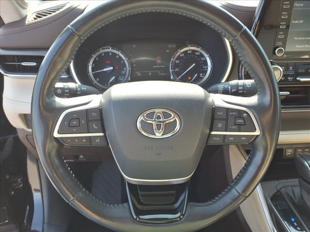 2022 Toyota Highlander Limited - Photo 13