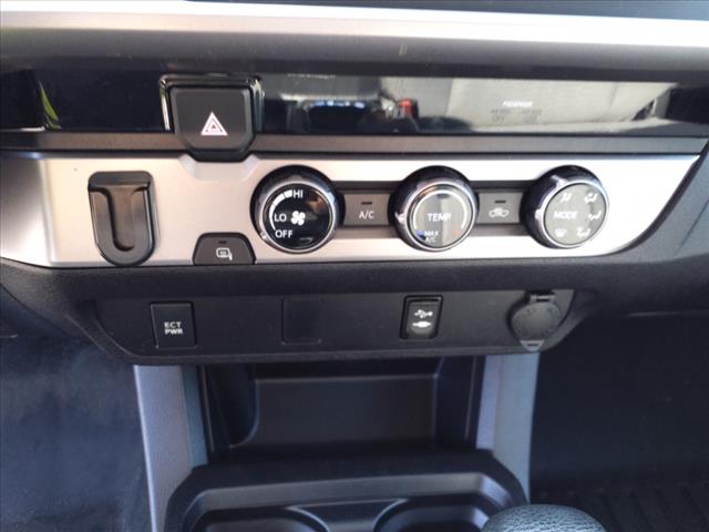2016 Toyota Tacoma SR5 - Photo 13