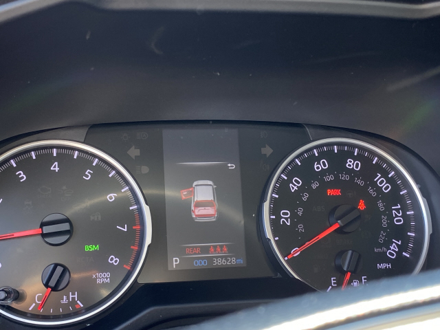 2020 Toyota RAV4 XLE - Photo 14
