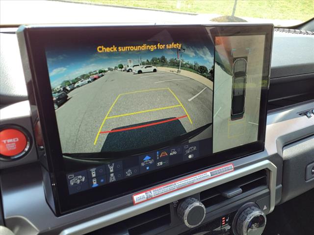 2025 Toyota Tacoma TRD Off-Road - Photo 14