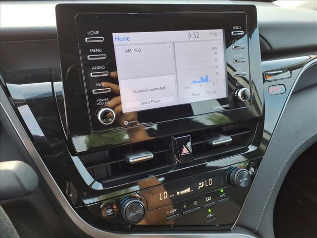 2024 Toyota Camry LE - Photo 14