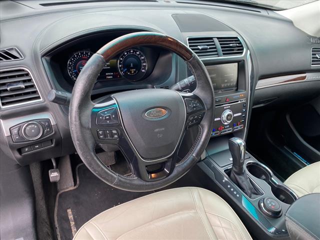 2016 Ford Explorer Platinum - Photo 15