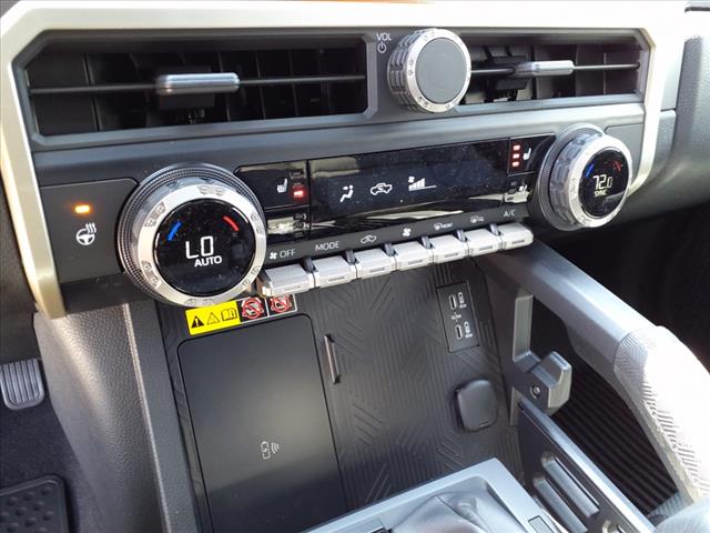 2025 Toyota Tacoma TRD Off-Road - Photo 15