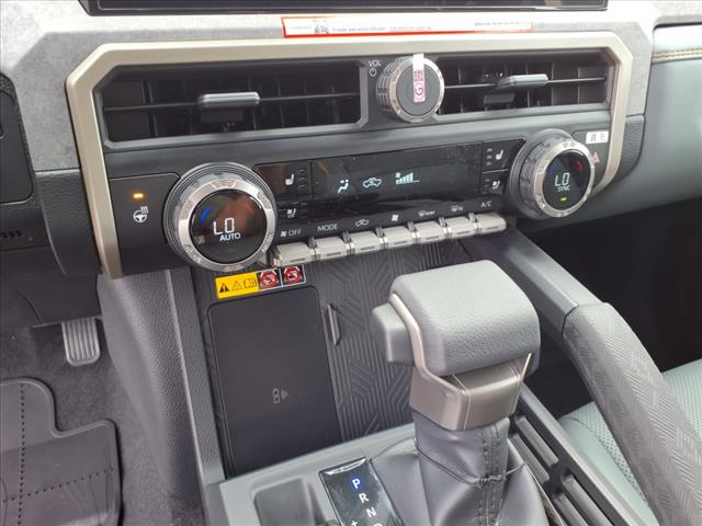 2025 Toyota Tacoma Trailhunter HV - Photo 15
